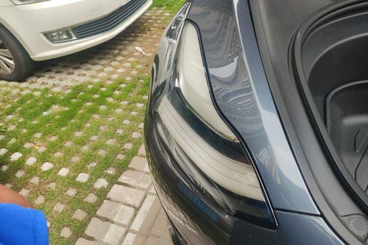 Used Tesla Model 3 2020 Standard Range Rear-Wheel Drive Upgraded Version Right Front Headlight