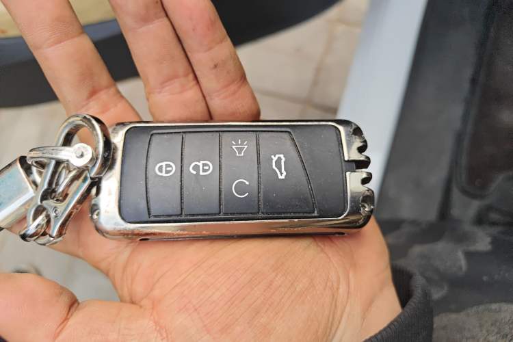 Used GAC Trumpchi M6 2021 270T DCT Prestige Edition (7-seater) Vehicle Key