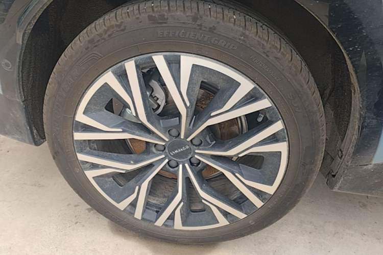Used Lynk & Co 08 EM-P 2026 Model 210 Four-Wheel Drive Performance Ultra H7