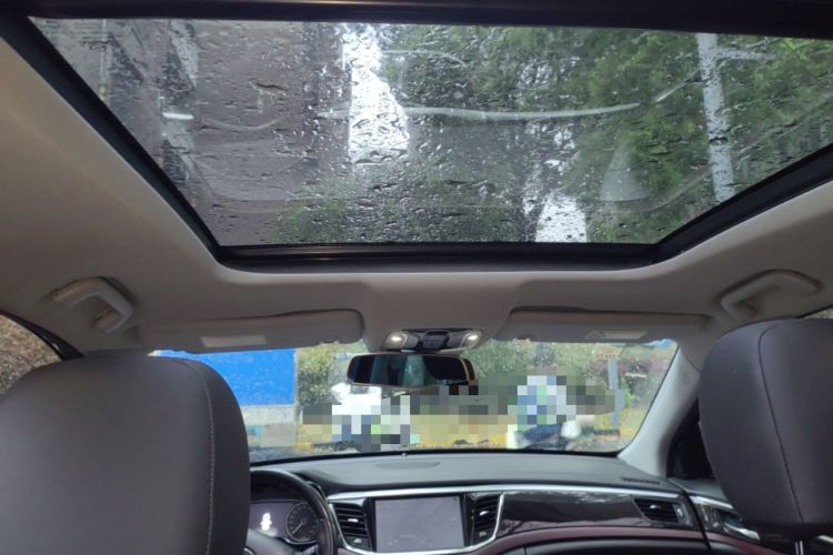 Used GAC Trumpchi GS8 2017 320T Four-Wheel Drive Luxury Smart Connectivity Version (7 Seats) Headliner