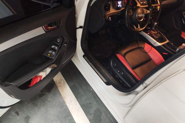 Used Audi A4L 2013 35 TFSI Automatic Standard Model Driver Seat