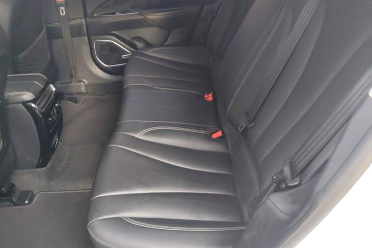 Used Geely Auto Emgrand GT 2018 1.5T MHEV Shining Edition Left Rear Seat