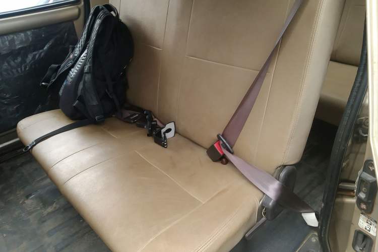 Used Wuling Rongguang 2014 1.2L S Standard Model Left Rear Seat