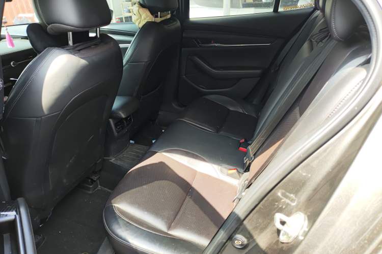 Used Mazda 3 Axela 2020 2.0L Automatic Zhiya Edition
