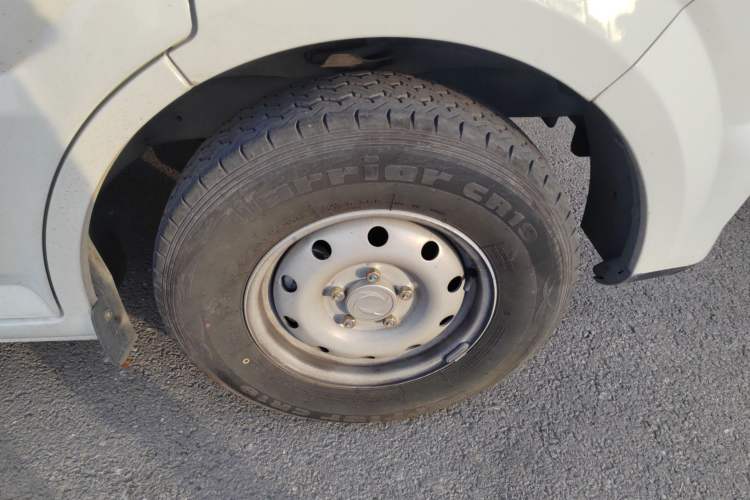 Used Dongfeng Yufeng EM27 2024 EM27L Eves Power 41.86 kWh
