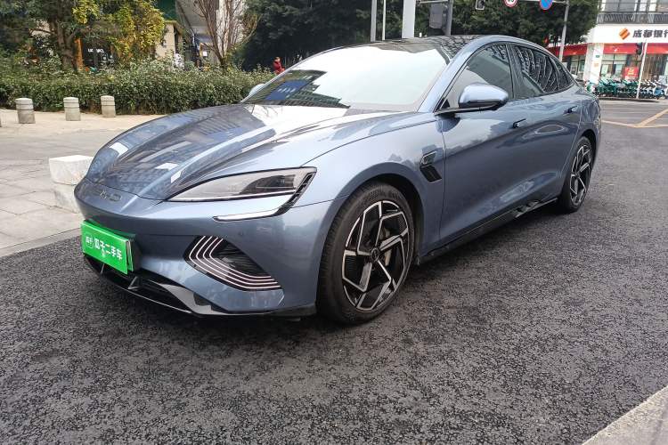 Used BYD Seal 2022 700 km Long-Range Rear-Wheel-Drive Version