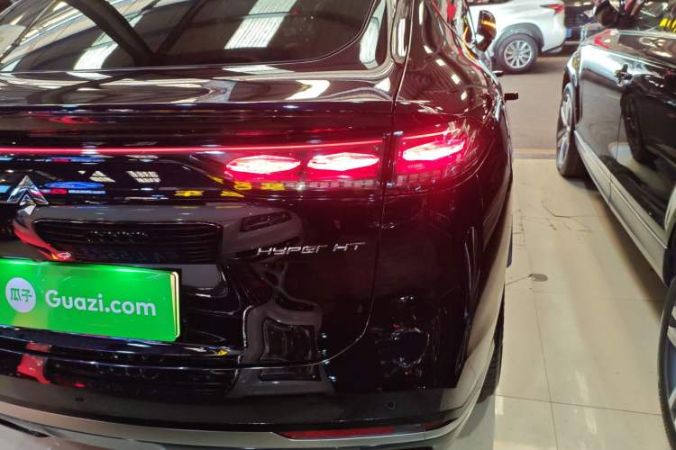 Used Hyptec HT 2024 825 Ultra-High Voltage Intelligent Driving Edition
