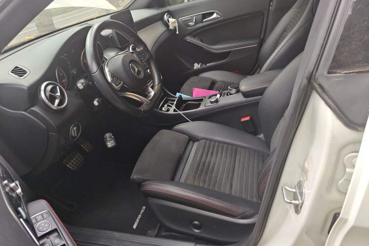 Used Mercedes-Benz CLA 2017 CLA 220 4MATIC Left Front Seat