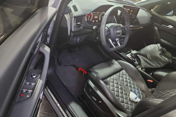 Used Audi Q5L Sportback 2022 40 TFSI Fashion Model