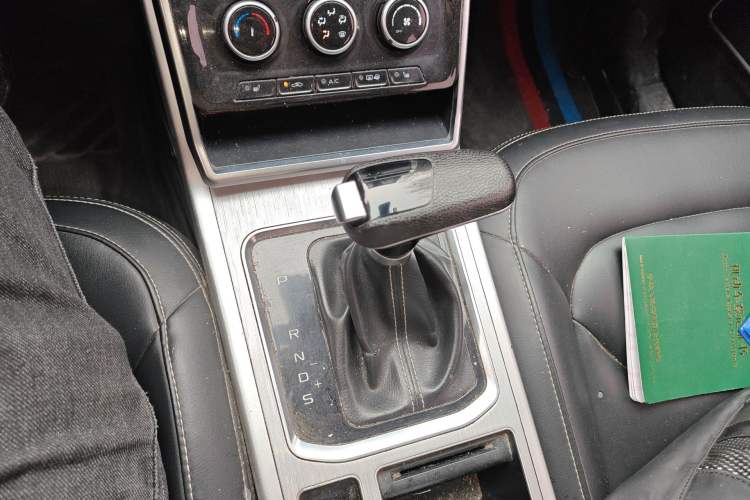 Used Bestune X40 2019 1.6L Automatic Luxury Version China V Emission Standard
