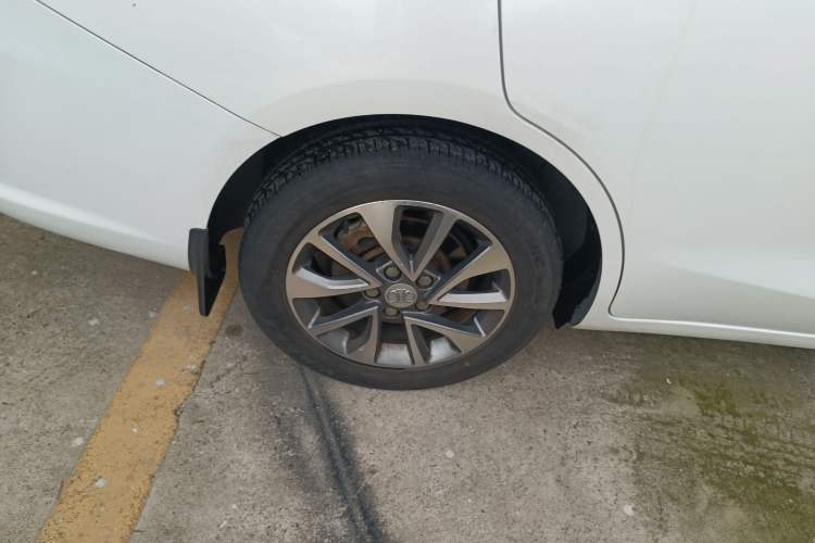 Used BAIC Senova D50 2018 1.5L Manual Prestige Intelligent Drive Edition Right Rear Wheel Hub