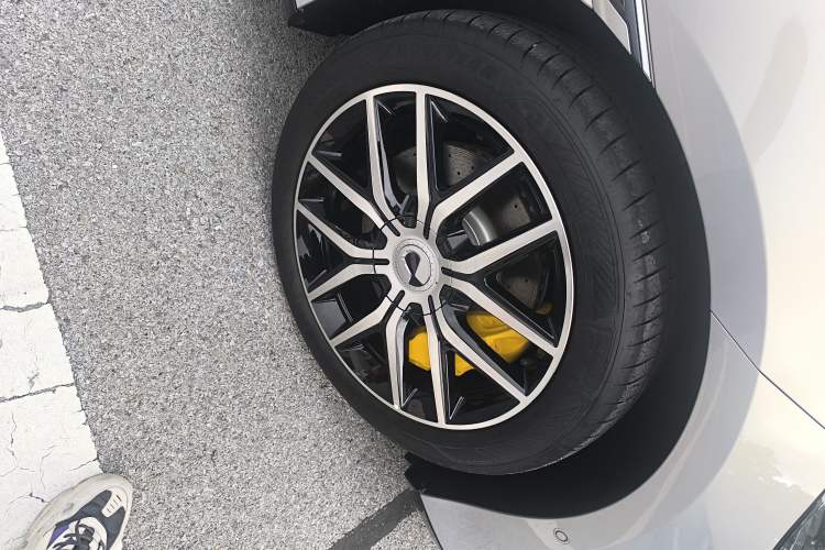 Used Denza Z9GT 2024 1100 Four-Wheel Drive Max Edition
