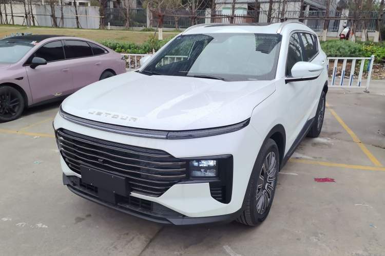 Used JETOUR X70 PLUS 2025 1.5T Luxury Edition 7-Seater