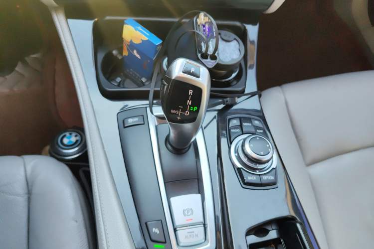 Used BMW 5 Series 2012 523Li Luxury Model
