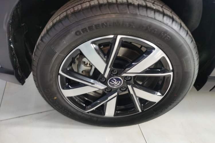 Used BYD Song Pro New Energy 2024 HONOR Edition DM-i 71KM Navigation Model