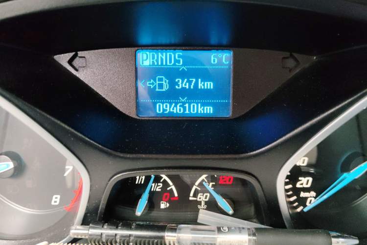 Used Ford Focus 2012 Sedan 1.6L Automatic Fashion Edition Odometer Close Up