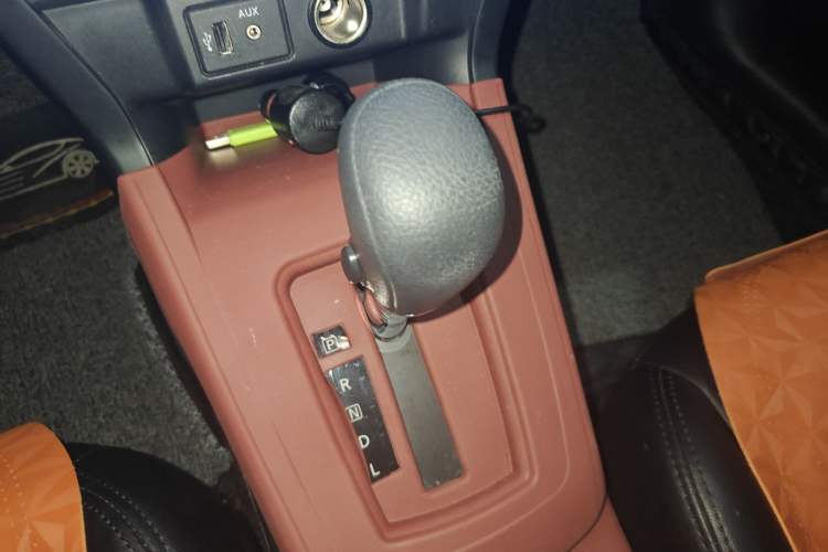 Used Nissan Sylphy 2022 Classic 1.6XE CVT Comfort Edition Gear Lever