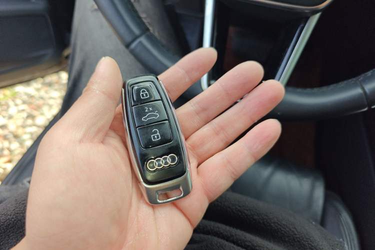 Used Audi A6L 2019 45 TFSI Prestige Elegant Edition Vehicle Key