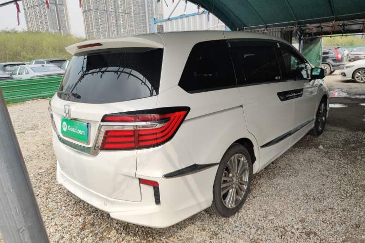 Used Honda Elysion 2016 2.4L Luxury Edition
