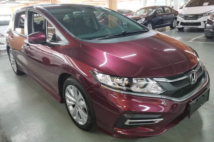 Used Honda Jade 2017 1.8L automatic Comfort version 5 seats
