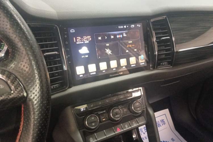 Used Skoda Kodiaq 2018 Facelifted TSI330 5-Seater Two-Wheel-Drive Luxury Enjoyment Edition
