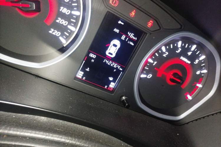 Used Soueast DX3 2018 1.5L Manual Luxury Model Odometer Close Up