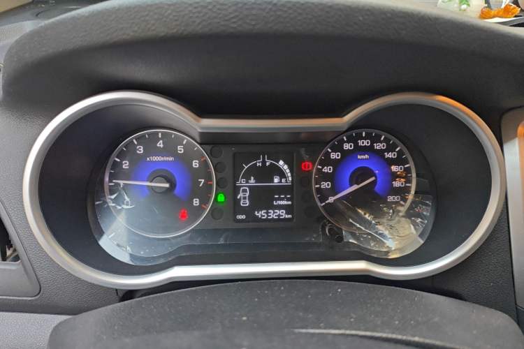 Used Dongfeng Aeolus AX3 2016 1.5L Manual ZhiKu Model
