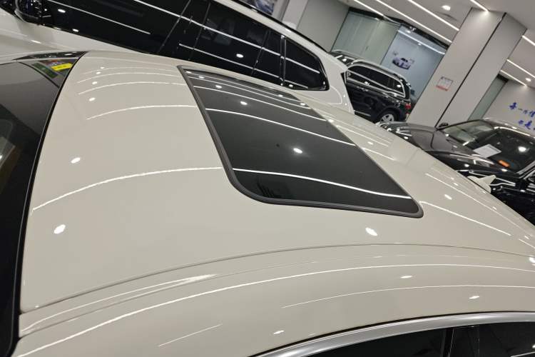 Used Maserati Ghibli 2022 2.0T GT Sharp Edition
