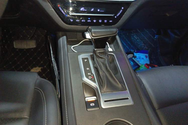 Used Changan CS35PLUS 2021 Honor Million Edition 1.6L CVT Elite Model
