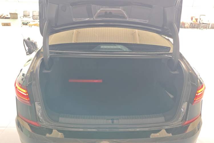 Used Volkswagen Passat 2024 330TSI Elite Edition