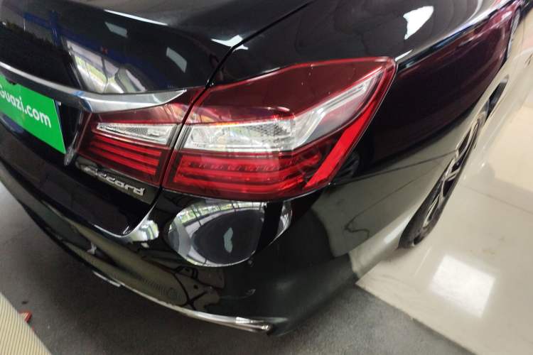 Used Honda Accord 2016 2.0L Comfort Edition Exterior 2