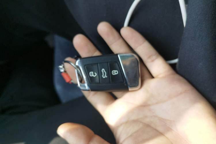 Used Volkswagen Magotan 2018 330TSI DSG Advanced Model Interior 1