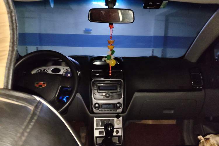 Used Geely Auto Classic Emgrand 2012 Sedan 1.5L Manual Standard Model
