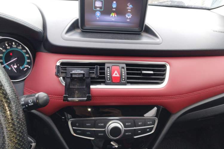 Used Haval H1 2015 1.5L AMT Luxury Model