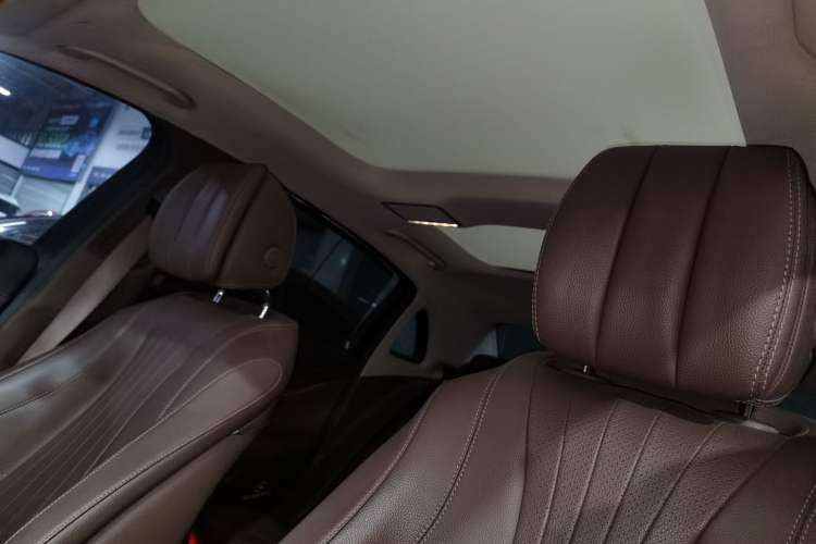 Used Mercedes-Benz E-Class 2019 Restyled E 300 L Luxury Edition
