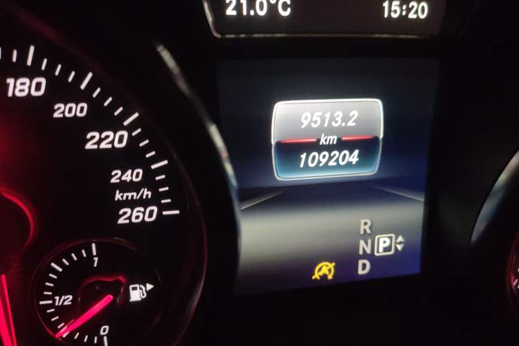 Used Mercedes-Benz GLE Coupe 2015 GLE 320 4MATIC Coupe SUV Odometer Close Up