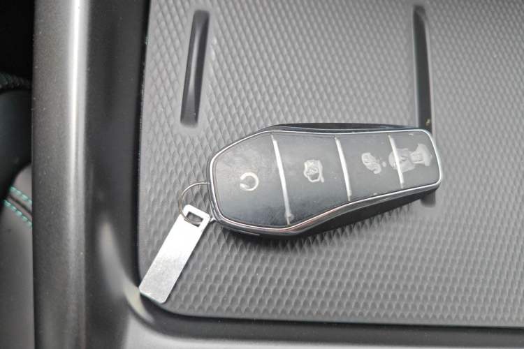 Used BYD Seal 06 New Energy 2025 EV 545KM Premium Edition Interior 1