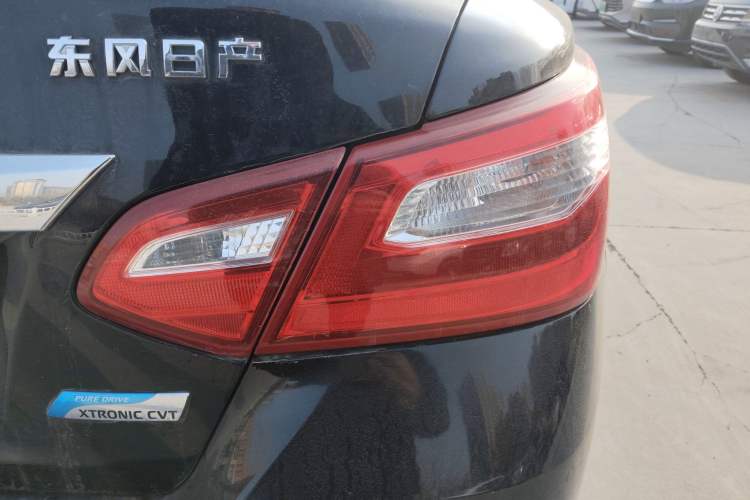 Used Nissan Teana 2016 Revised Version 2.0L XL Comfort Edition Right Rear Taillight