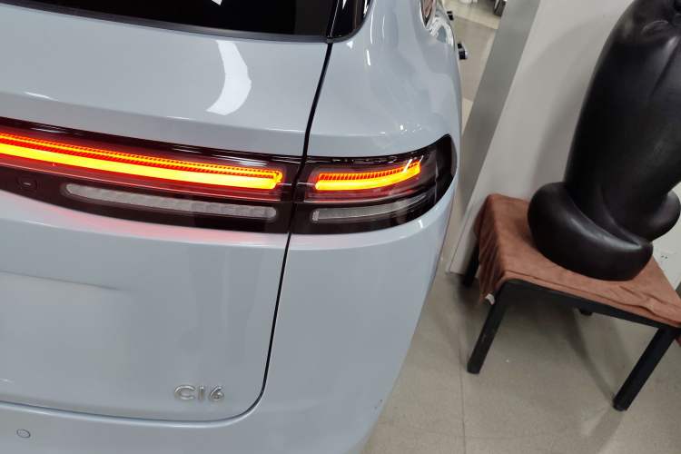 Used Leapmotor C16 2026 All-Electric 630 LiDAR Zhizun Edition 6 Seats