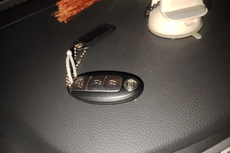 Used Nissan X-Trail 2014 2.5L CVT Luxury Edition 4WD