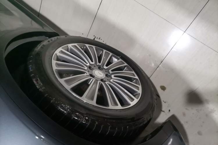 Used Mercedes-Benz GLC 2017 GLC 260 4MATIC Dynamic Edition Exterior 4