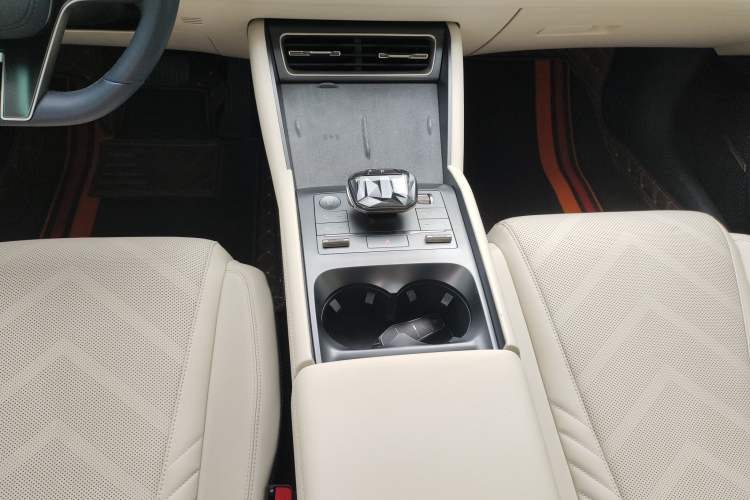 Used BYD Qin L 2024 DM-i 120KM Excellence Model