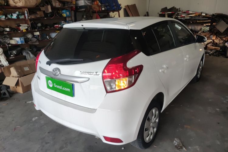 Used Toyota YARiS L Zhi Xuan 2015 1.5E Automatic Charm Edition Right Rear Taillight