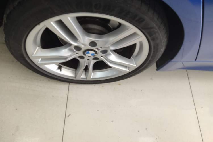 Used BMW 4 Series 2019 425i Gran Coupe M Sport Package Right Rear Wheel Hub