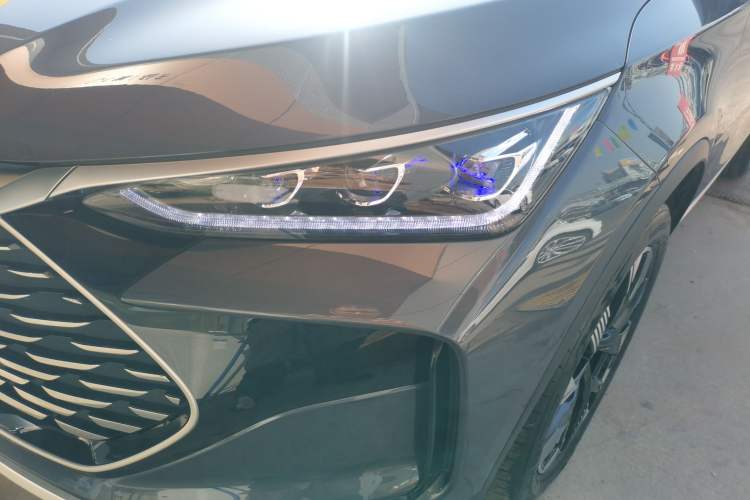 Used BYD Tang New Energy 2024 DM-i Glory Edition 112KM Flagship Model
