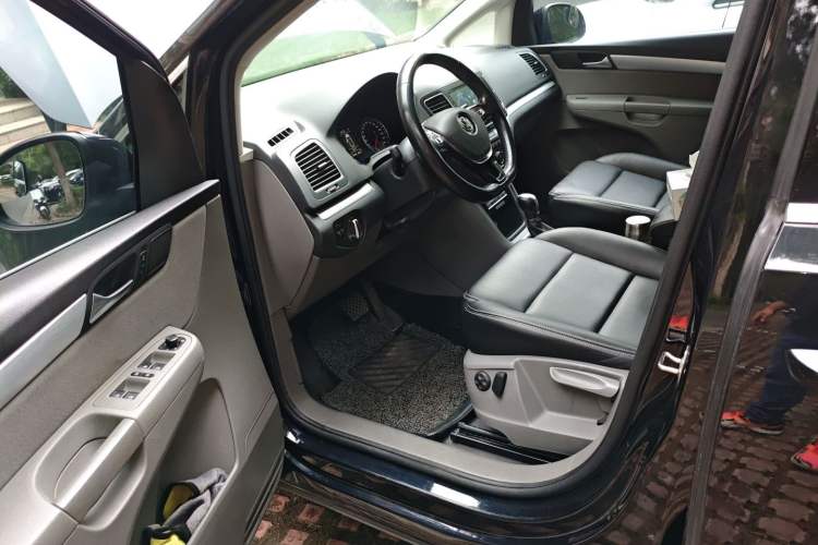 Used Volkswagen Sharan 2016 380TSI Comfort Edition 7-Seater