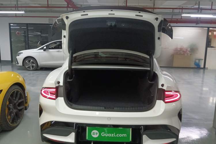 Used Xiaomi Auto SU7 Ultra 2025 Ultra Model Trunk