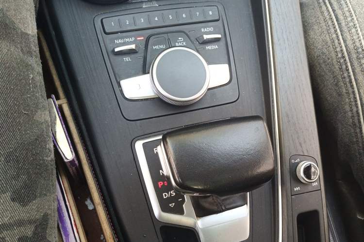 Used Audi A4L 2017 Plus 40 TFSI Style Edition