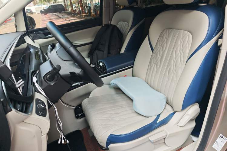 Used Buick GL8 2023 ES Lu Zun Comfort Model