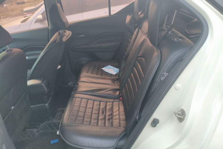 Used Nissan Kicks 2020 1.5L XV CVT Smart Connect Luxury Edition